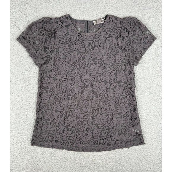 NWT Chelsea28 Lace Top Blouse XS Short Capped Sleeve Gray Floral Design - Picture 1 of 13
